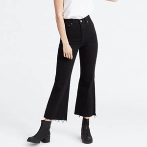 Levi's Ribcage Black Crop Flare Jeans